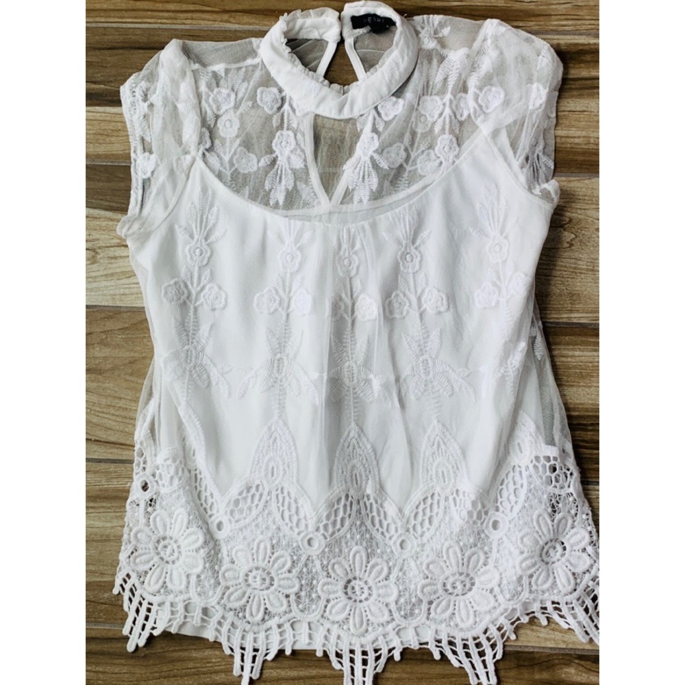 5/$20 HeartSoul lace blouse